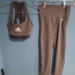 Adidas sports set (never worn: too small)